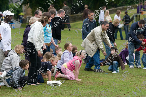 IMG 1134 
 Earls Barton Carnival, Richard Curtis arena display performance and demonstration crowd shots 
 Keywords: richard curtis, display, green grass, demonstration, crowd, participation, children, parents, earls barton carnival, june, 2008