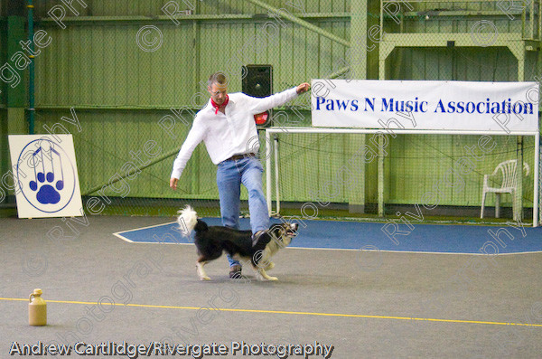 IMG 0134 
 Heelwork to Music and Canine Freestyle events and competition in 2005 held at the Connexion Leisure Centre, Ryton-on-Dunsmore, Coventry. 
 Keywords: 2005, June, UK, competition, coventry, dog, dog dancing, dog sport, heelwork to music, john higgingbottom, k9freestyle, ryton on dunsmore